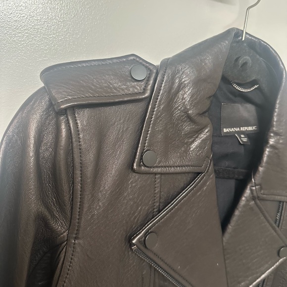 Banana Republic essential Black Leather Moto Jacket - Picture 6 of 12